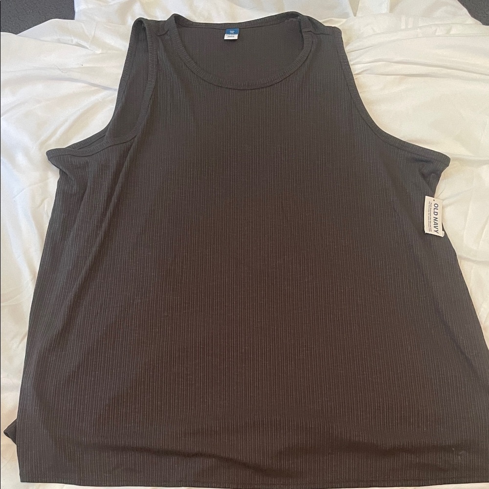 Old Navy Charcoal Muscle Tee
